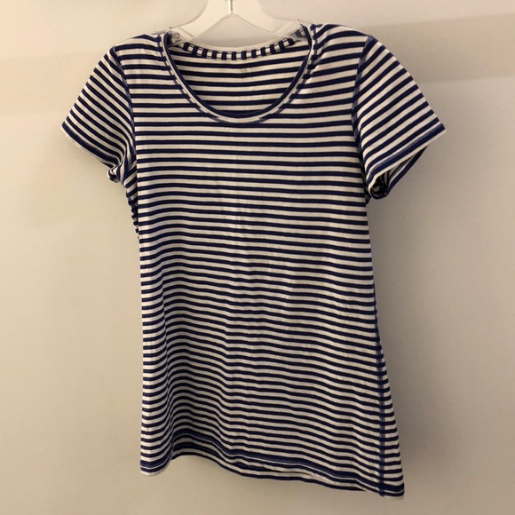 lululemon athletica Tops - Lululemon purple and white stripe SS top, sz 4 lululemon athletica Tops - Lululemon purple and white stripe SS top, sz 4